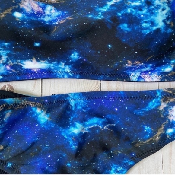 Hot Topic reversible bikini NWOT - Picture 5 of 10